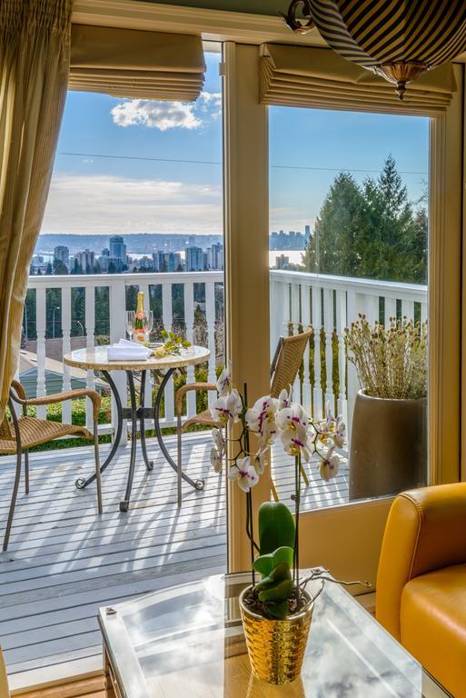 Crystal'S View Bed & Breakfast Βόρειο Βανκούβερ Εξωτερικό φωτογραφία