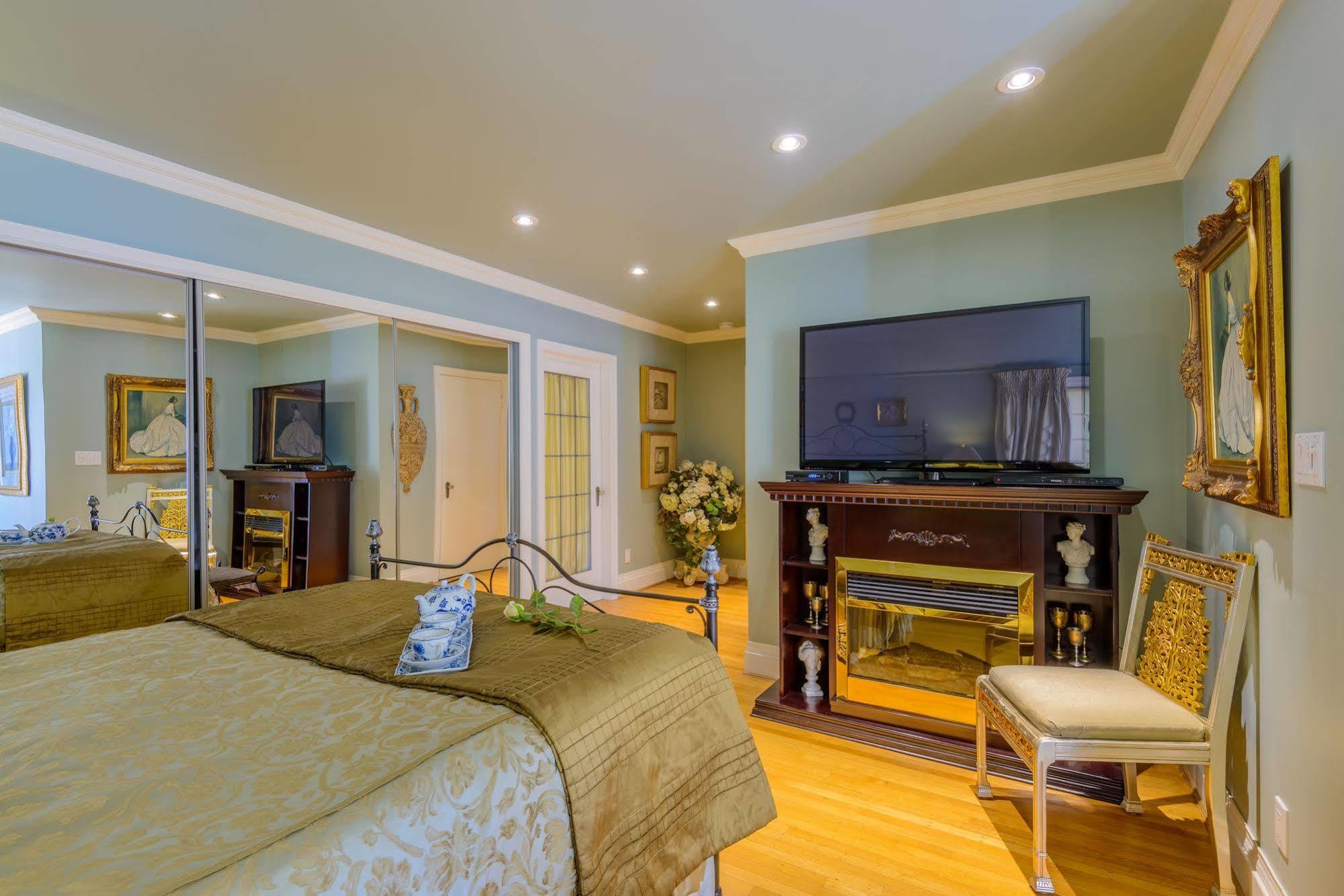 Crystal'S View Bed & Breakfast Βόρειο Βανκούβερ Εξωτερικό φωτογραφία